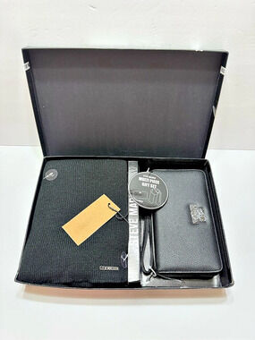 Steve Madden 2-Piece Gift Set Black Wallet & Knit Scarf Gift Set NWT